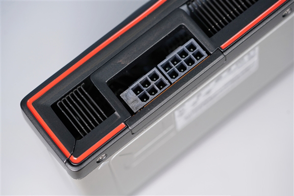 AMD RX 6700 XT显卡长什么样子?AMD RX 6700 XT公版图文