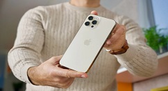 小编教你iPhone12ProMax续航怎么样 iPhone12promax的电池怎么样。