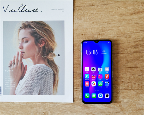 小编教你在oppor17中设置闹钟铃声的图文介绍。