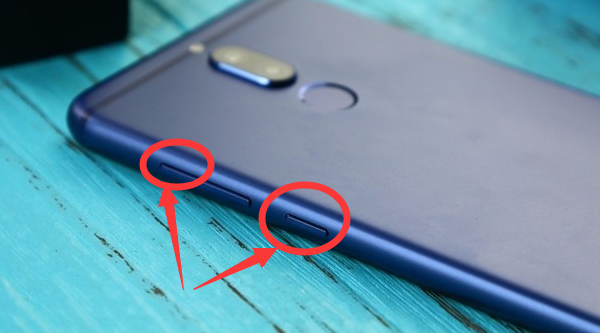 我来教你在华为麦芒6中进行录屏的具体步骤。