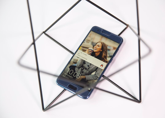 我来分享在华为麦芒7中设置动态锁屏的详细教程。