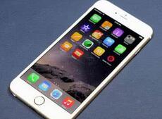 教你苹果手机调出夜间模式的基础操作。