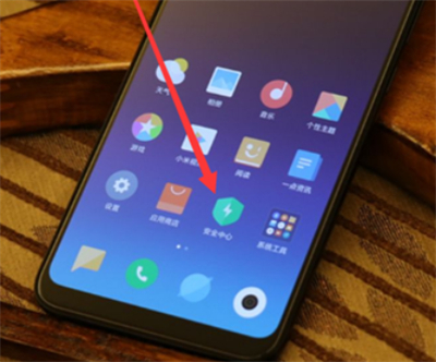 小编分享小米8青春版设置省电模式的基础操作。