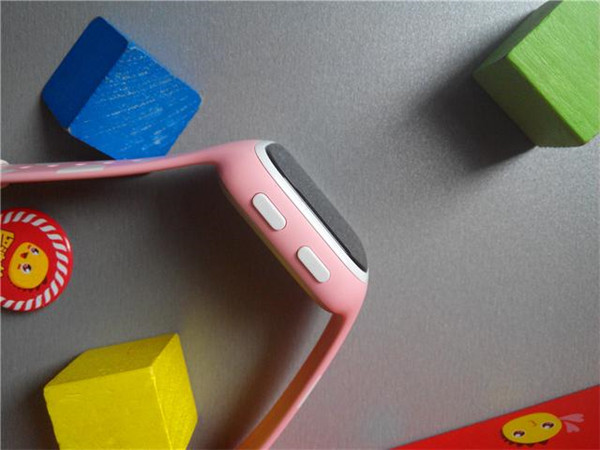 分享360儿童手表5s使用的详细介绍。