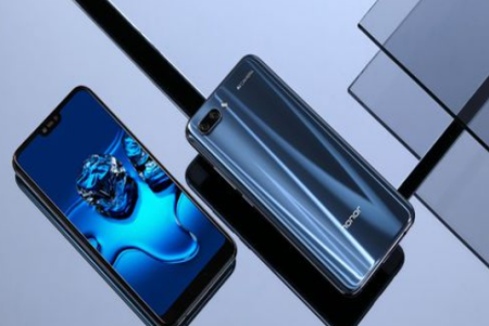 小编教你荣耀畅玩7c查看实时网速的基础操作。