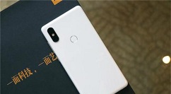 小编教你小米max2s中设定字体大小的方法。