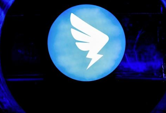 小编教你钉钉如何设置打卡范围。