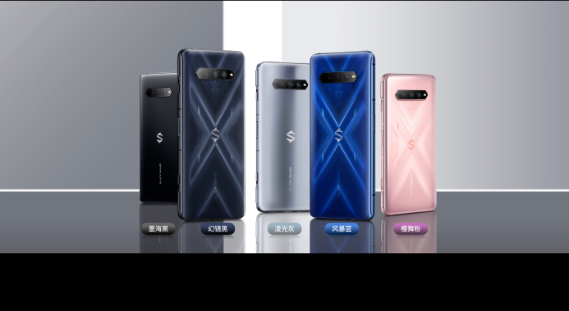 黑鲨4系列手机好吗。