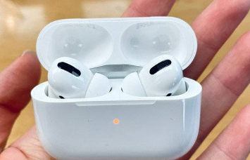 iphone13promax如何连接蓝牙耳机。