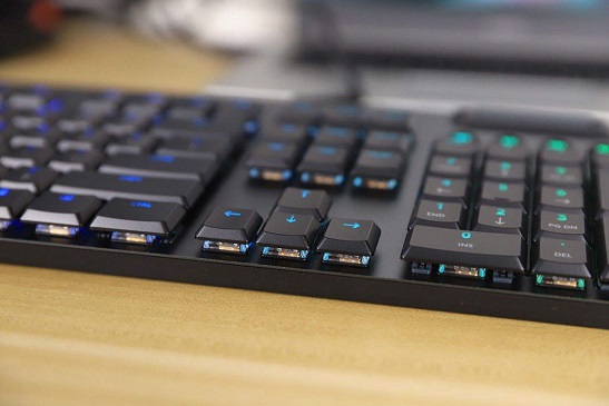 win10电脑小键盘失灵怎么处理。