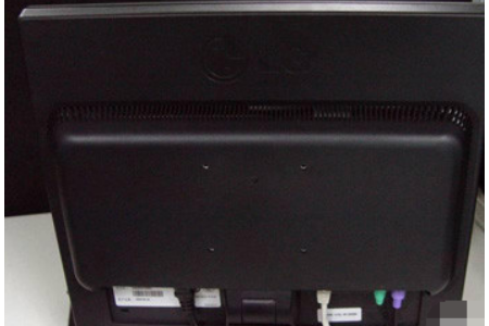 win10开机黑屏没反应没亮光怎么解决。