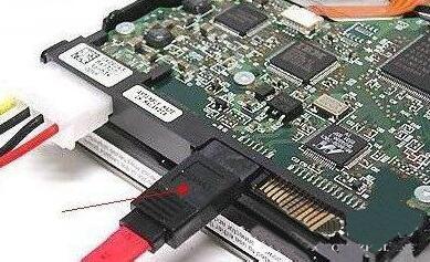 win7显示磁盘处于脱机状态的处理方法截图