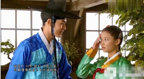 小编教你会声会影里怎么给视频调色彩。