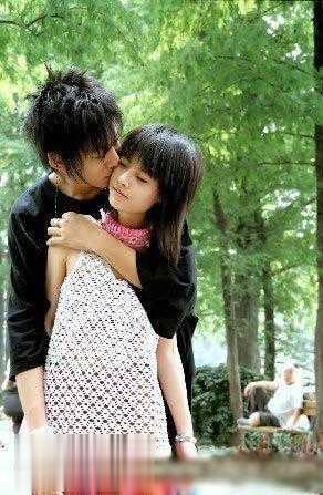 photoshop如何制作浪漫非主流情侣照片