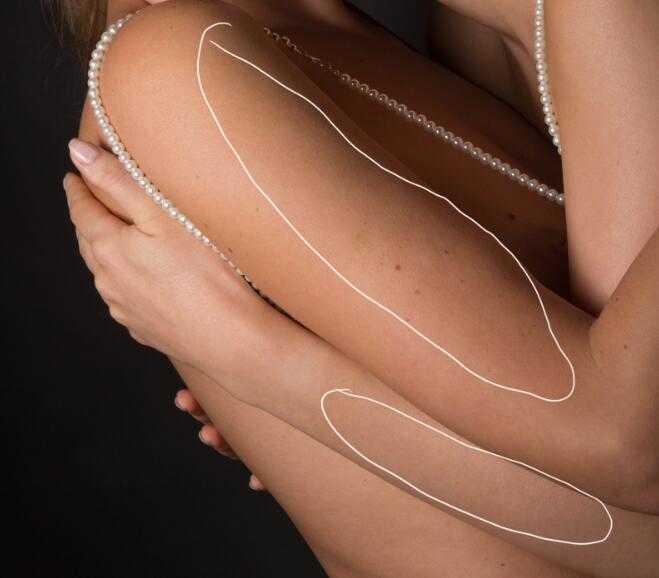 photoshop国外模特人像图后期修图技巧(1)