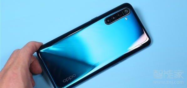 OPPO k5黑屏如何解决