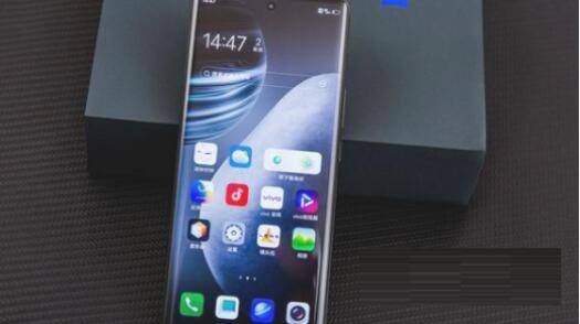 教你vivox80pro怎么样 。。