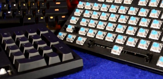 我来分享电脑机械键盘的绿轴黑轴红轴都有什么区别