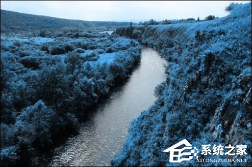 小编教你PS调色教程之将图片调成蓝色调的方法