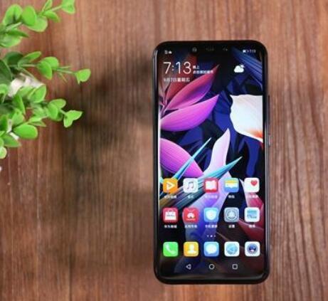 教你华为麦芒7添加桌面天气的具体操作。