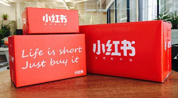 小红书怎么发布瞬间